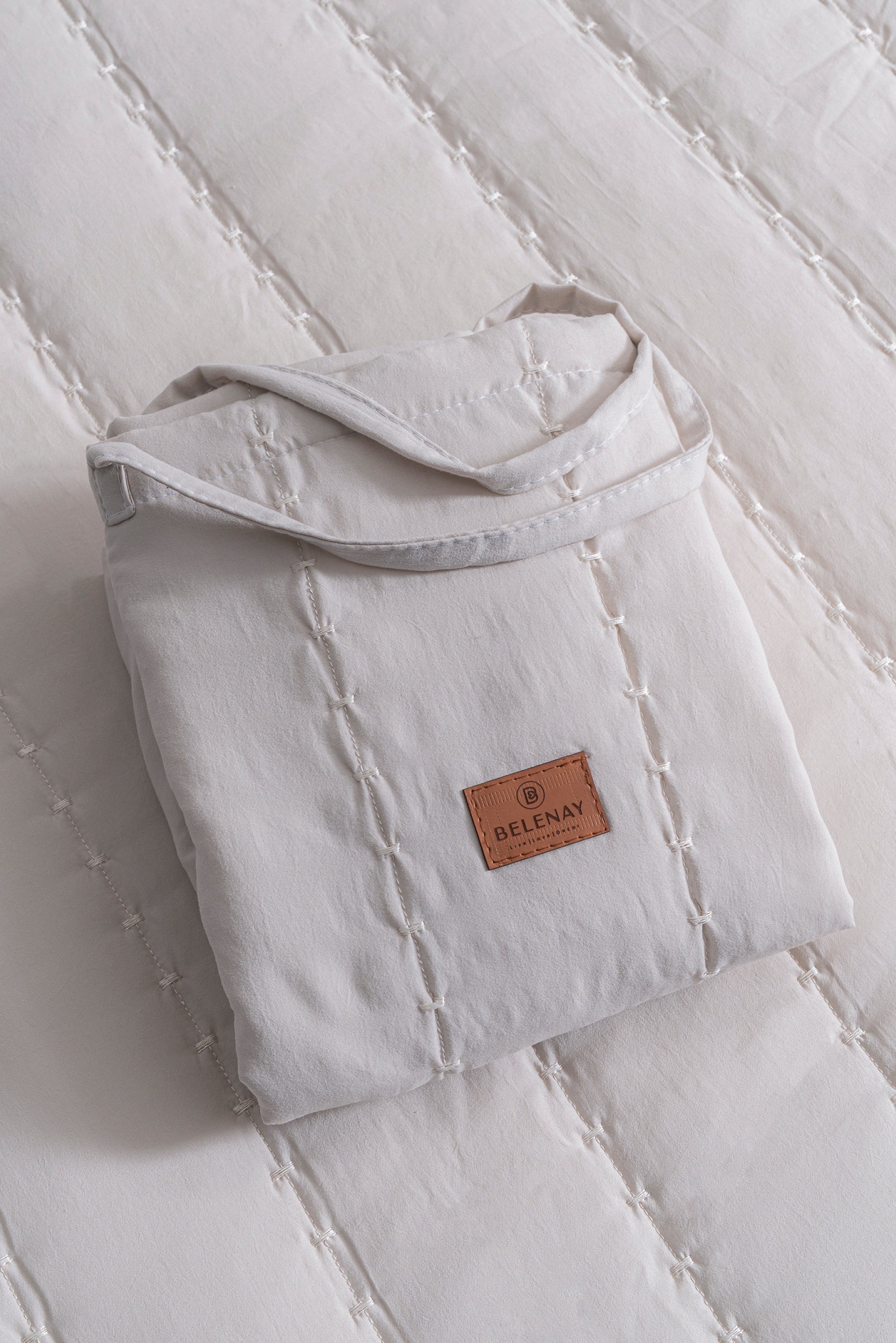 Luna 3 Parça Çift Kişilik Yatak Örtüsü Seti