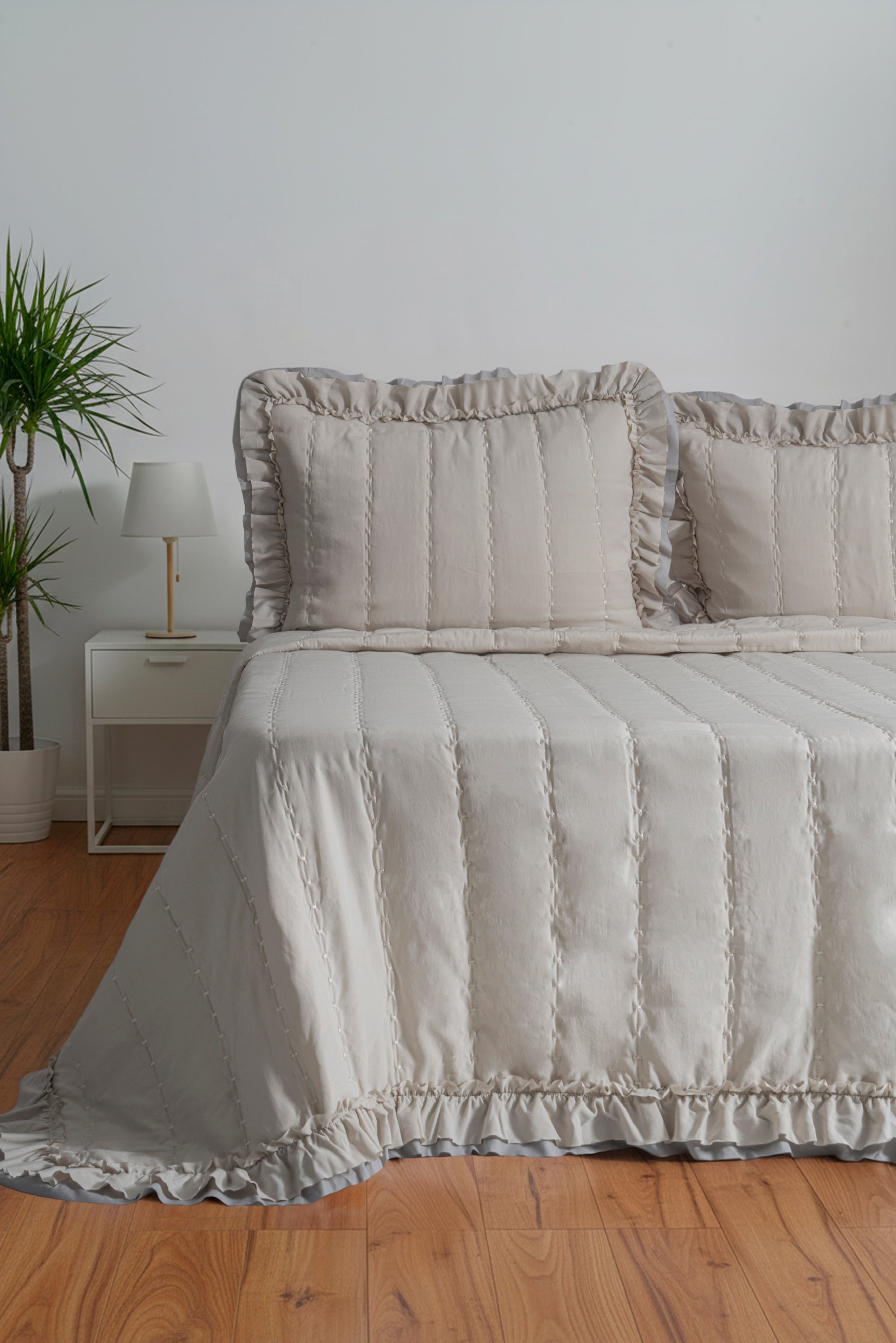 Luna 3 Parça Çift Kişilik Yatak Örtüsü Seti