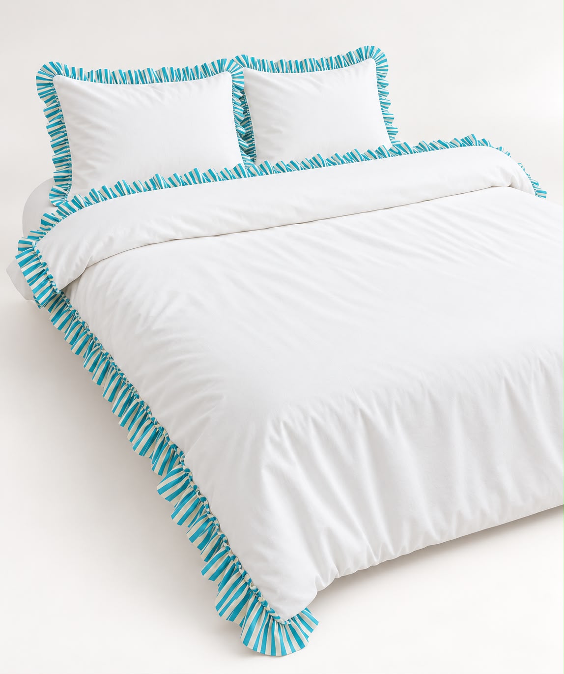 Capri Çift Kişilik Fırfırlı Nevresim Takımı