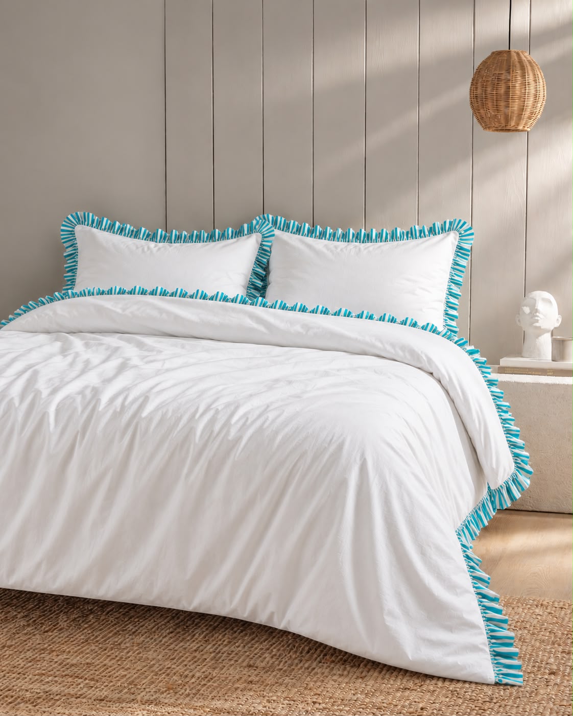 Capri Çift Kişilik Fırfırlı Nevresim Takımı
