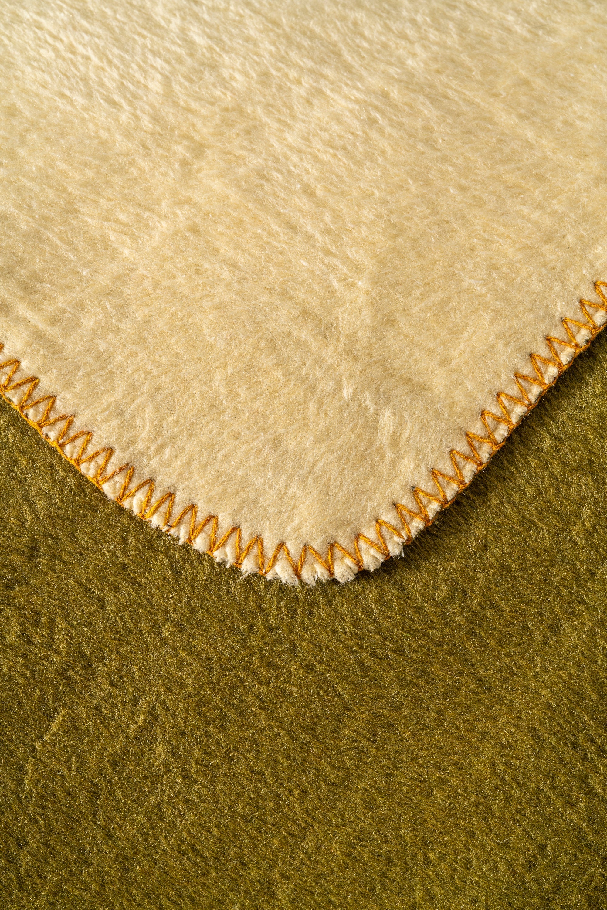 Kıvrıl Çift Taraflı Çoban Dikişli Battaniye Çift Kişilik 180x220 cm