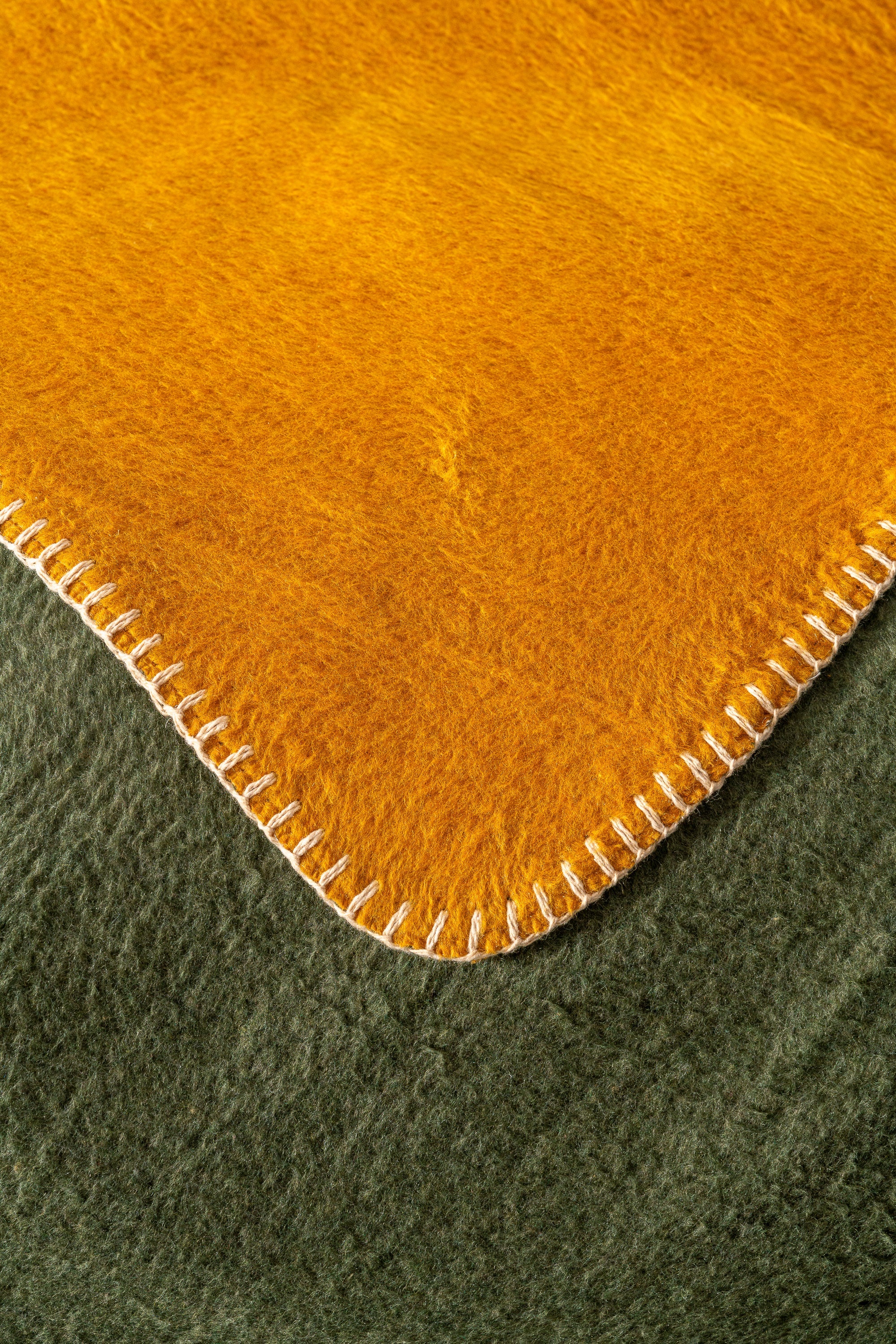 Kıvrıl Çift Taraflı Çoban Dikişli Battaniye Çift Kişilik 180x220 cm