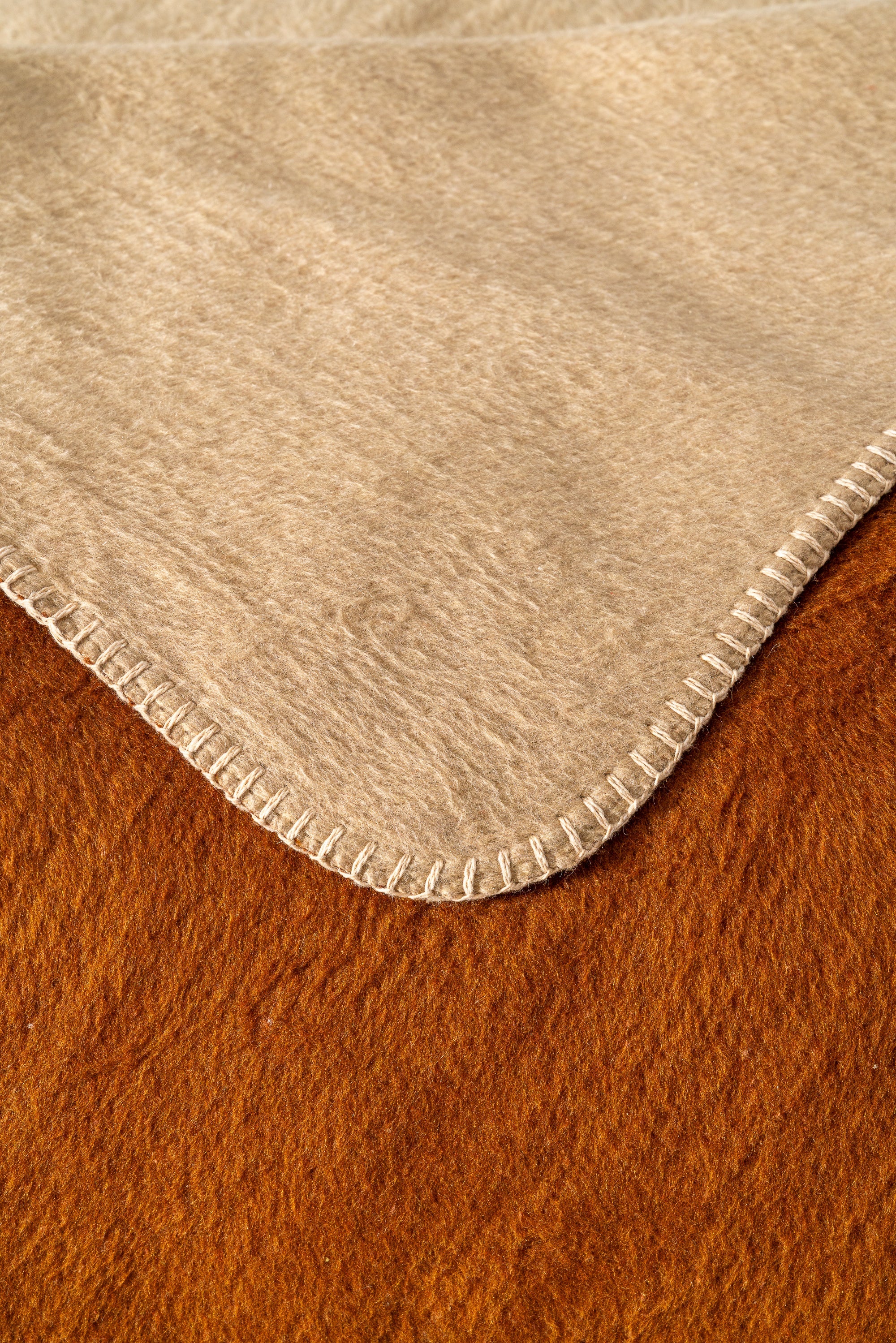 Kıvrıl Çift Taraflı Çoban Dikişli Battaniye Tek Kişilik 150x200 cm